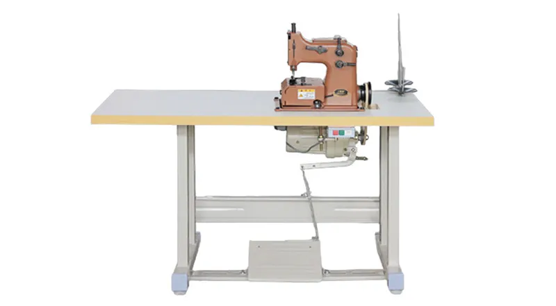 /Manual Sewing Machine